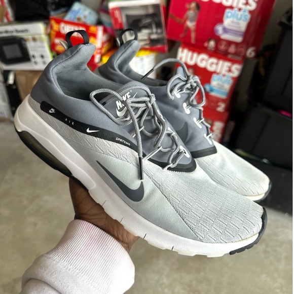 Nike Air Max Motion Racer 2 Men\'s Athletic Shoes Size 9.5 Wolf Grey‎ main image 4